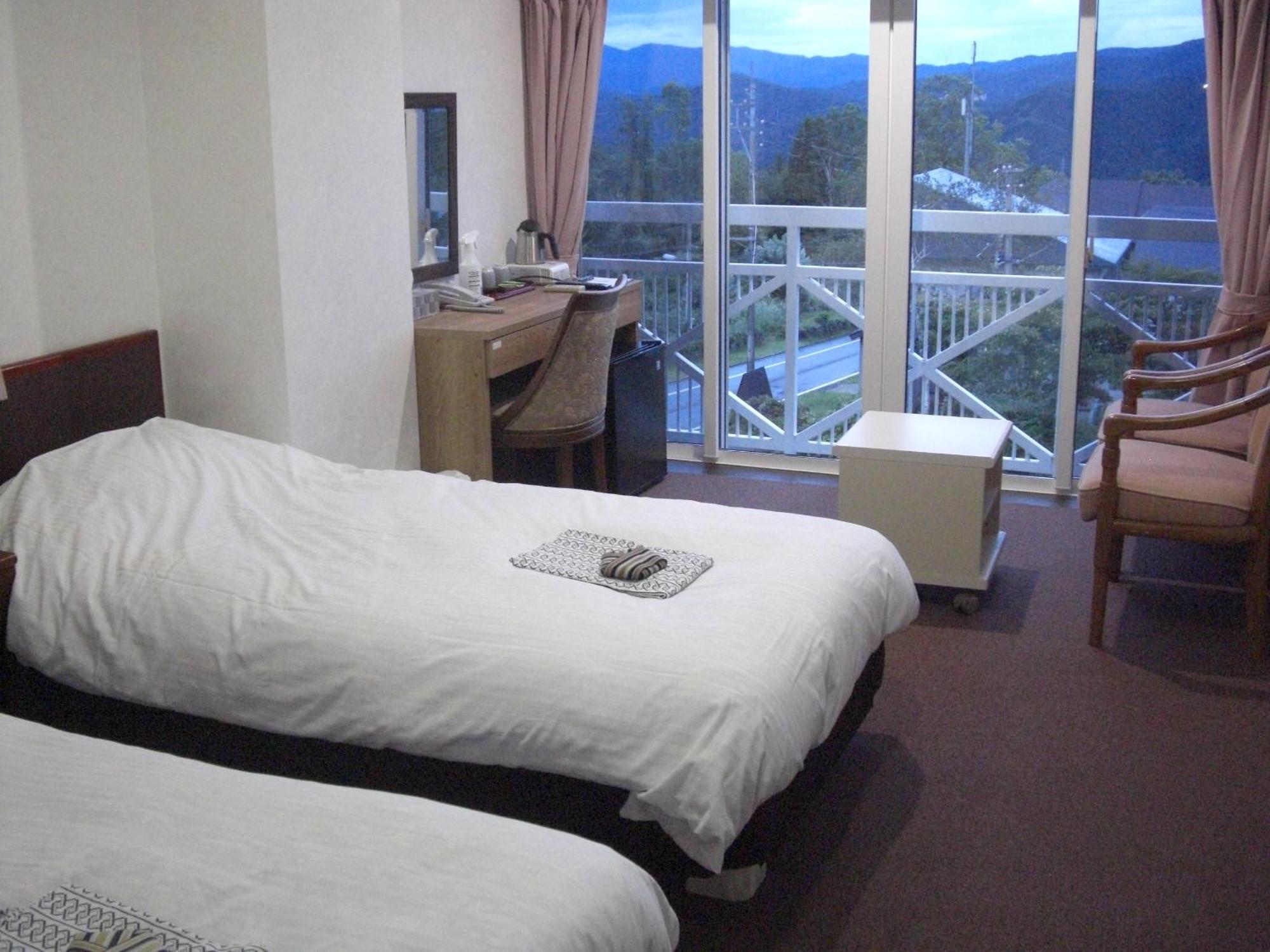 Akakura Yours Inn Mioko Kültér fotó
