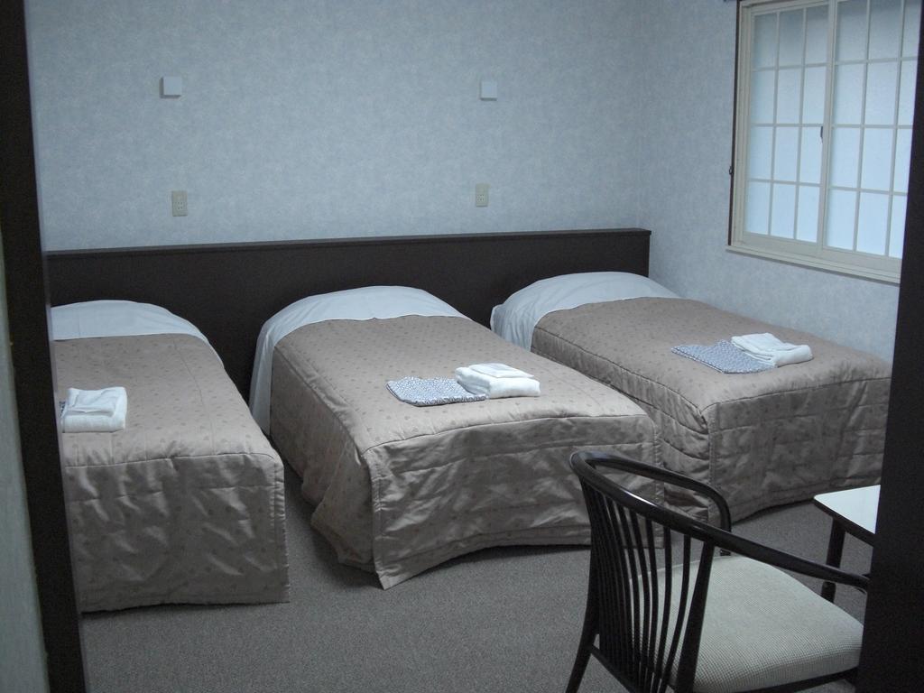 Akakura Yours Inn Mioko Kültér fotó