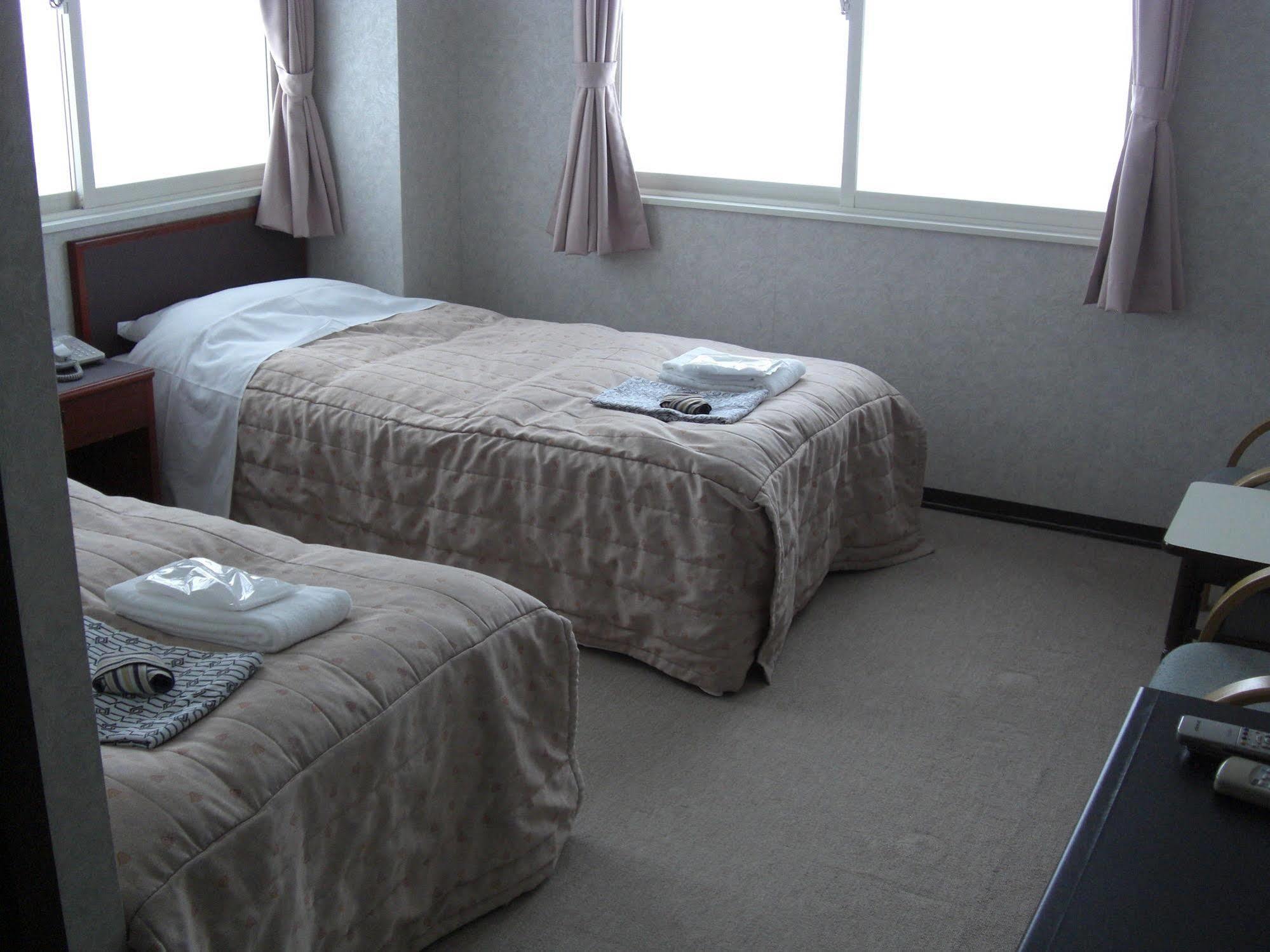 Akakura Yours Inn Mioko Kültér fotó